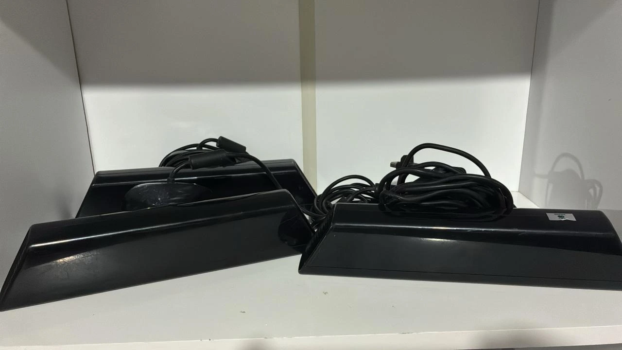 RL/ Prado /LOTE 3 KINECT XBOX 360 30,00 SEGUIDOS DE 5,00