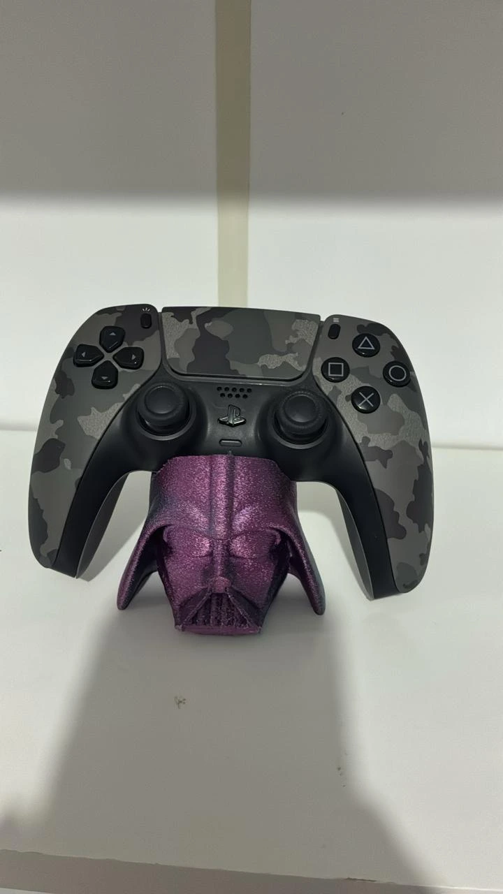 RL/ SUPORTE CONTROLE PS1-PS5 STAR WARS 15,00 SEGUIDOS DE 3,00