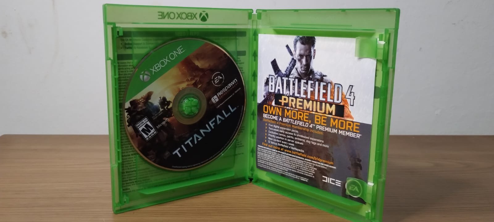 FH/ Angelo Custodio Neto /ORIGINAL TITANFALL XBOX ONE 36,00 SEGUIDOS DE 3,00