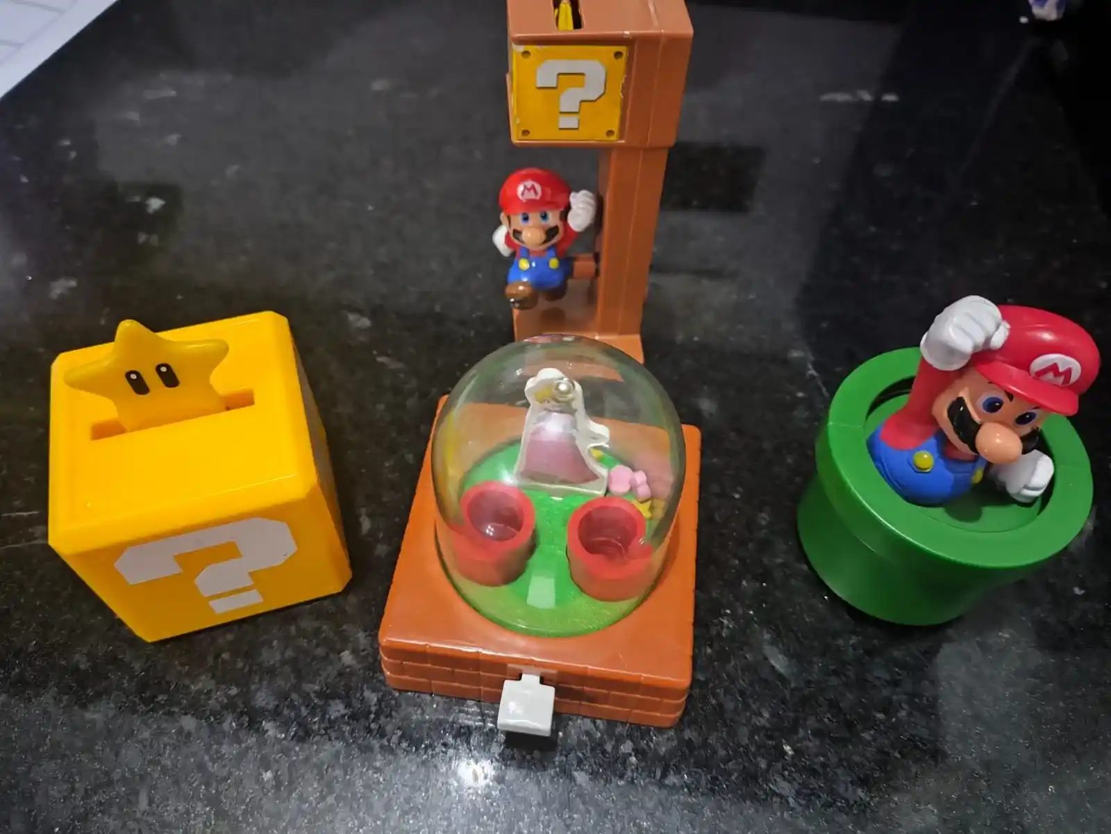 WA/ Cesar Augusto Pereira /LOTE BONECOS MARIO♨️20,00 SEGUIDOS DE 3,00😍