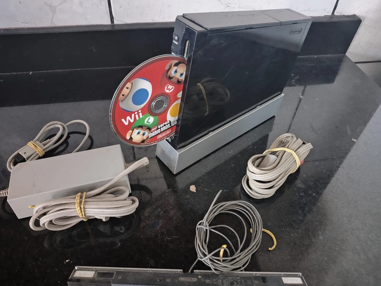 WA/ Gisele /NINTENDO WII BLACK😍109,00 SEGUIDOS DE 23,00