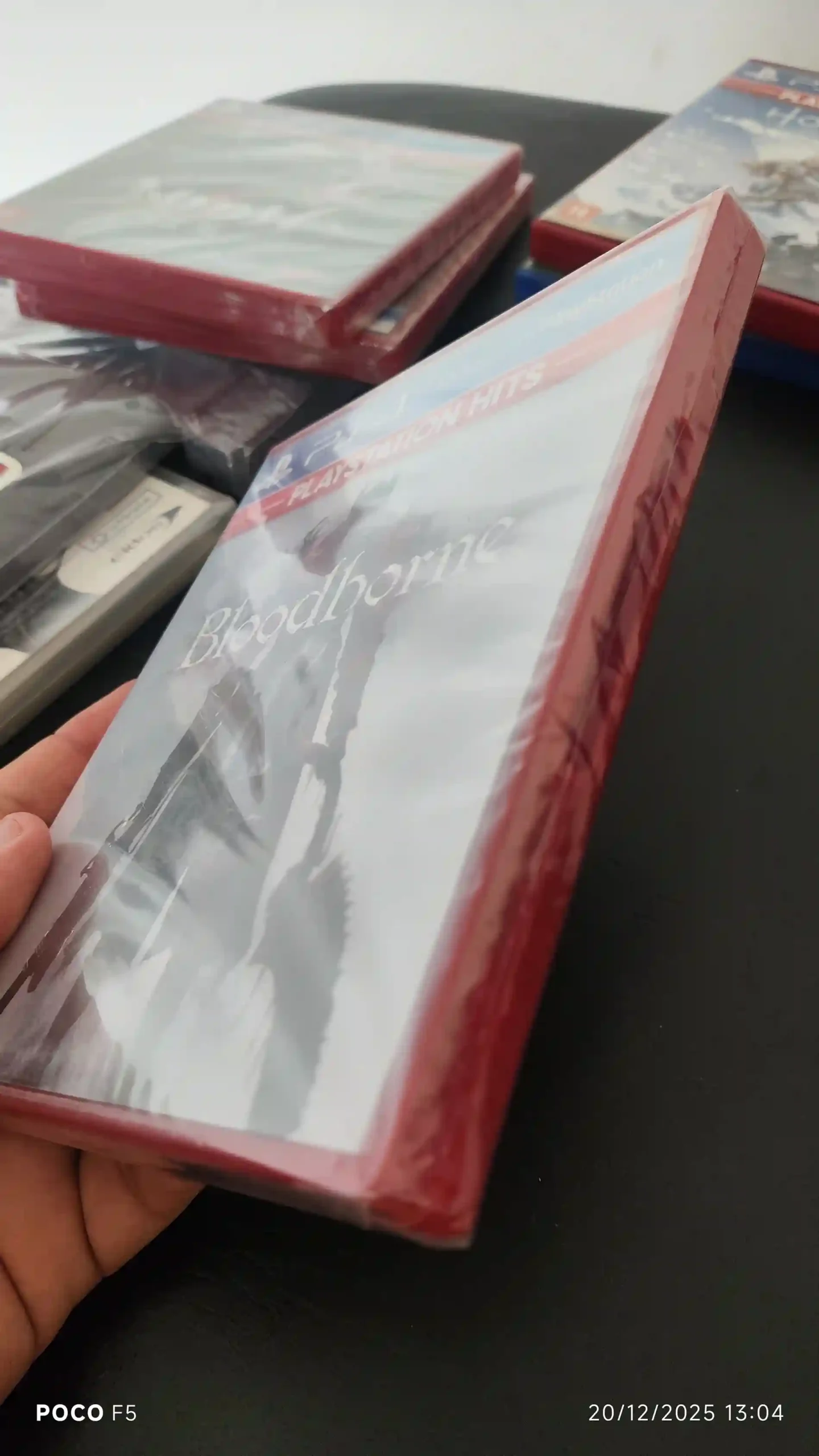 KF/ 17thiagoov/ BLOODBORNE LACRADO PS4 69,00 SEGUIDOS DE 6,00