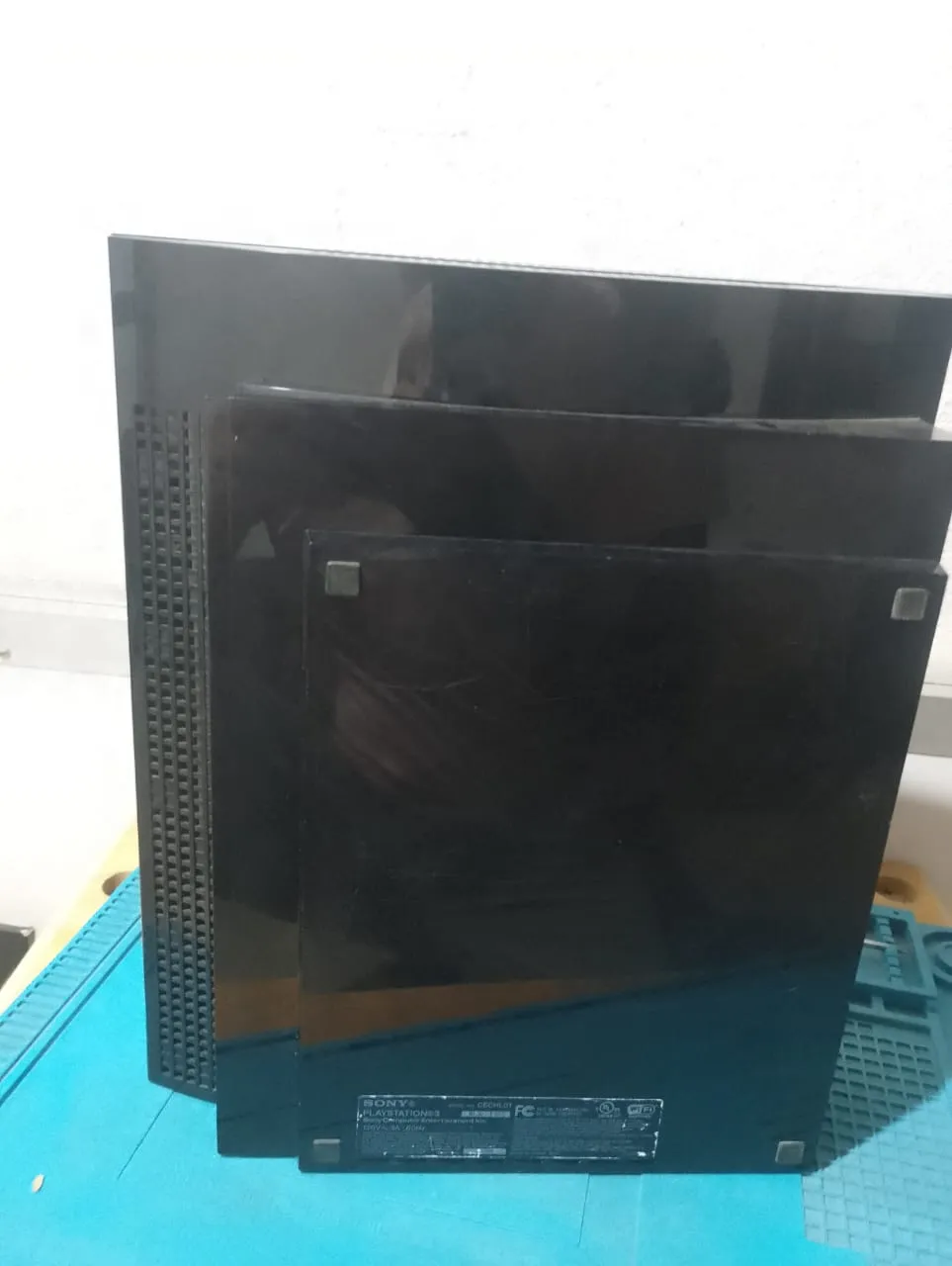 L7/ Nox /PLAYSTATION 3 FAT😯77,00 SEGUIDOS DE 21,00