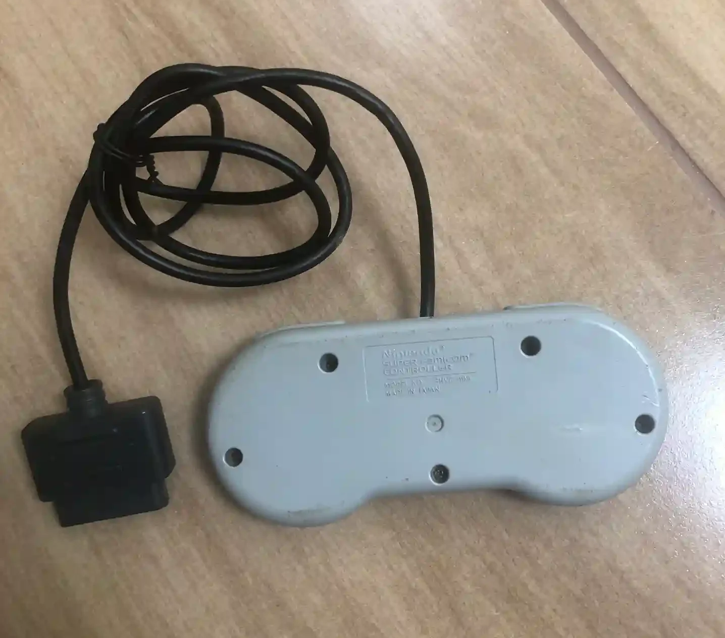 B9/JULIANO MELLO/ ORIGINAL CONTROLE FAMICOM 🎮 39,00 SEGUIDOS DE 9,00