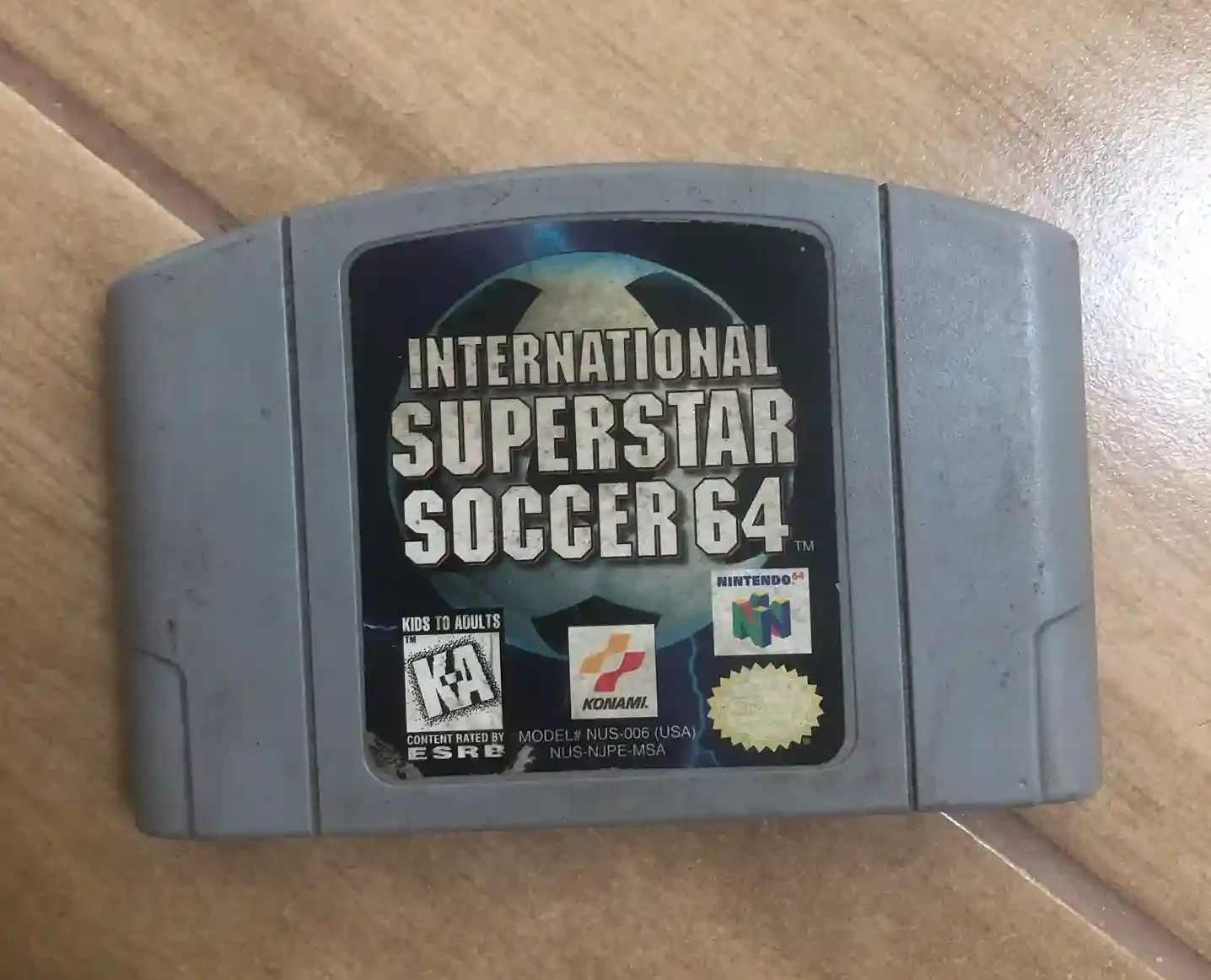 B9/17thiagoov/  ORIGINAL SUPERSTAR SOCCER N64💣 57,00 SEGUIDOS DE 8,00