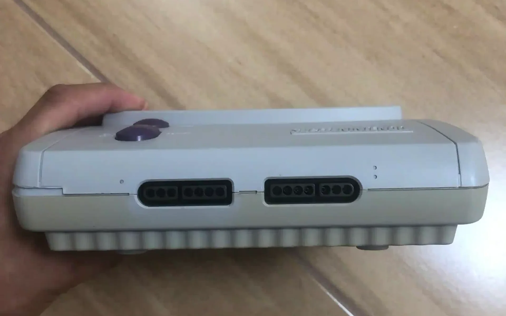 B9/ISAWUE/ SUPER SNES BABY AV 🔥 77,00 SEGUIDOS DE 22,00