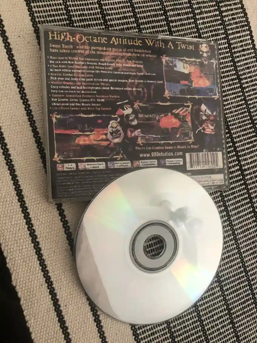 B9/JOSE CILMAR/ TWISTED METAL 4 PLAYSTATION 1 💣 14,00 SEGUIDOS DE 5,00