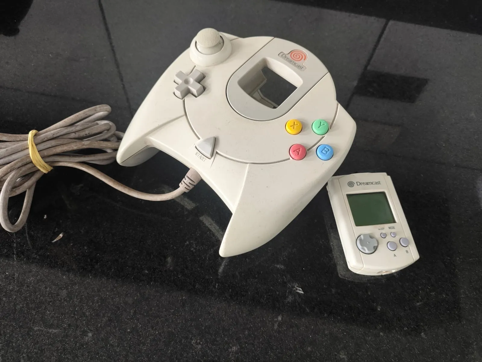 WA/ roth333 /ORIGINAIS CONTROL+VNU. 77,00 SEGUIDOS DE 9,00