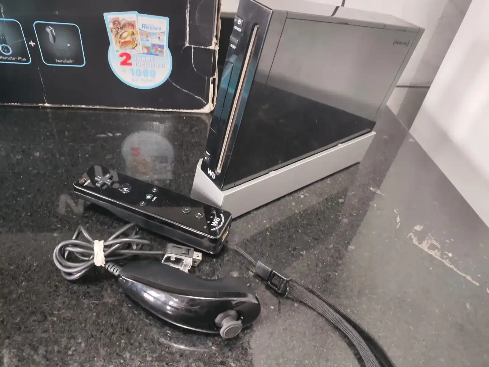 WA/ NINTENDO WII BLACK, 177,00 SEGUIDOS DE 29,00