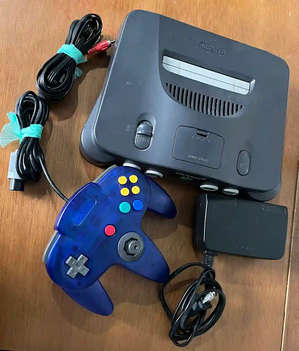 CX/ Gisele /NINTENDO 64! 100,00 SEGUIDOS DE 20,00