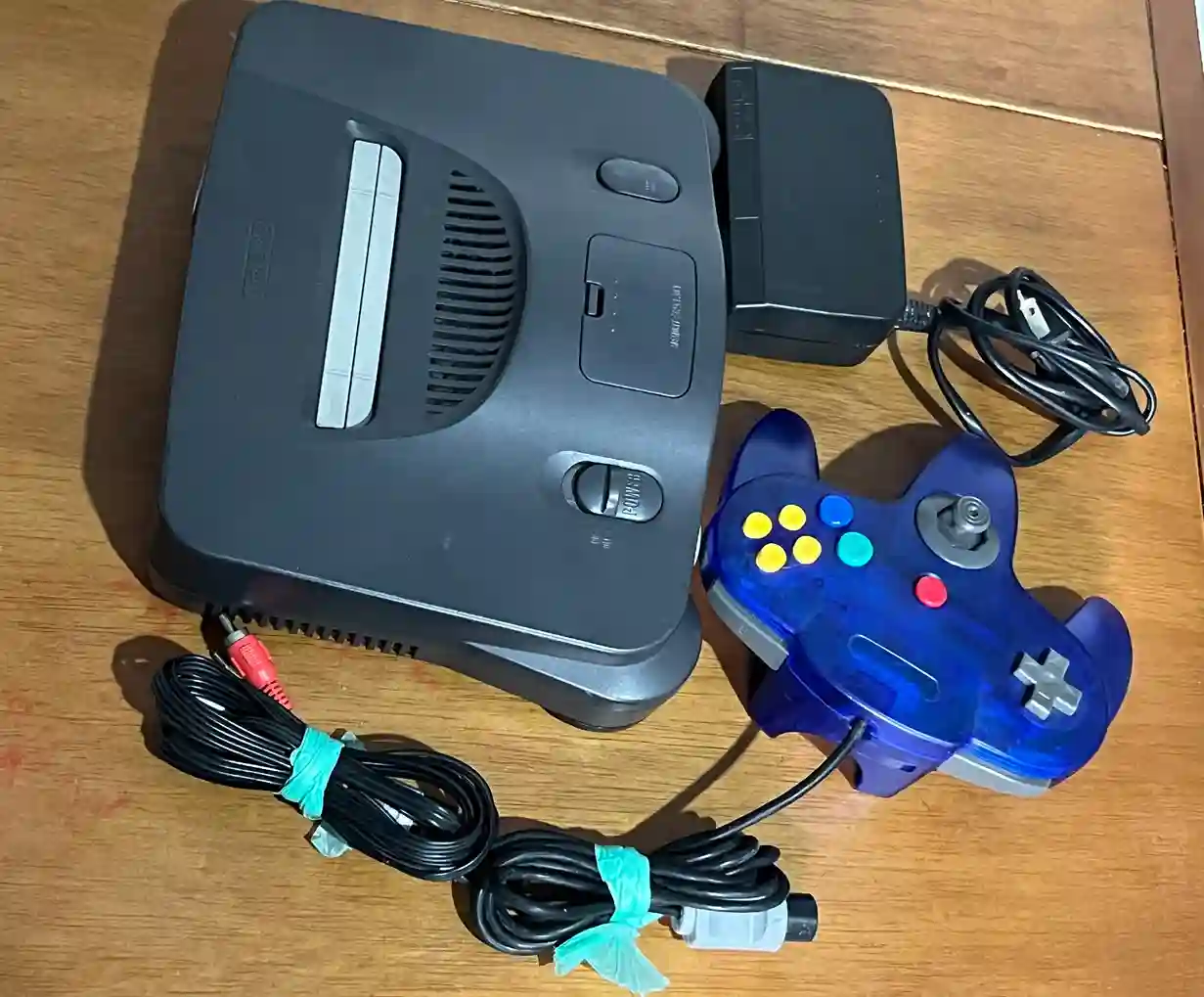 CX/ Gisele /NINTENDO 64! 100,00 SEGUIDOS DE 20,00