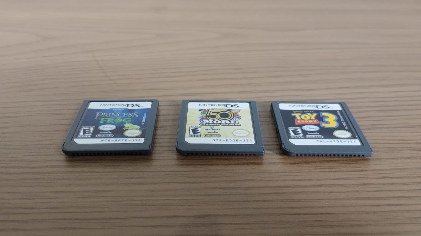 FH/ Evandro ferreira / LOTE 3 JOGOS ORIGINAIS DS 59,00 SEGUIDOS DE 5,00