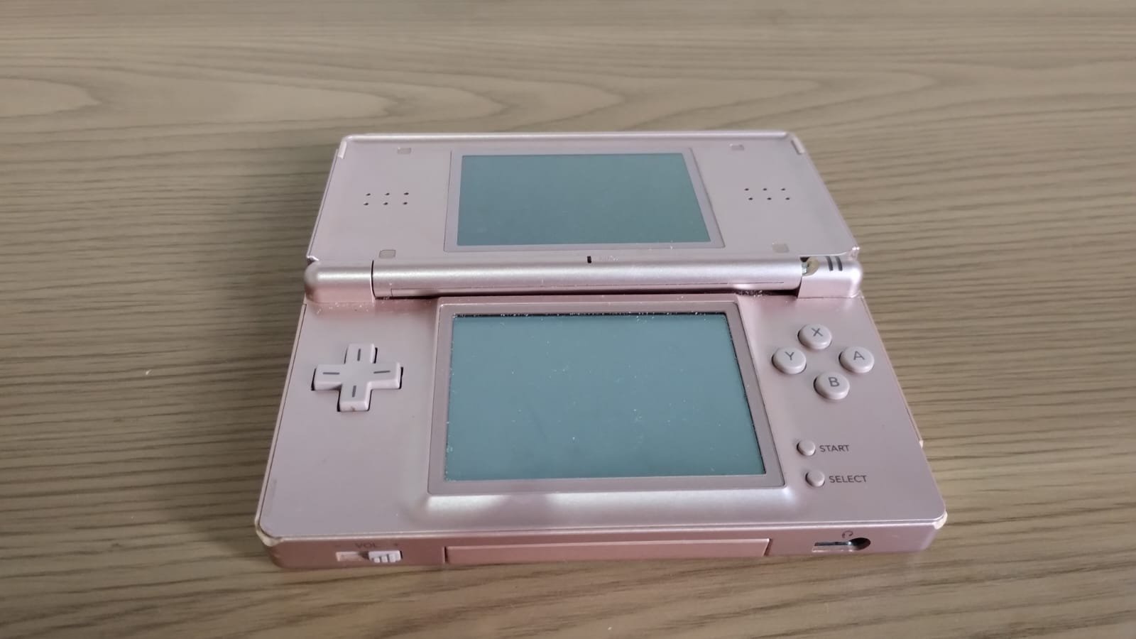 FH/ Josesilviof / NINTENDO DS LITE 89,00 SEGUIDOS DE 10,00