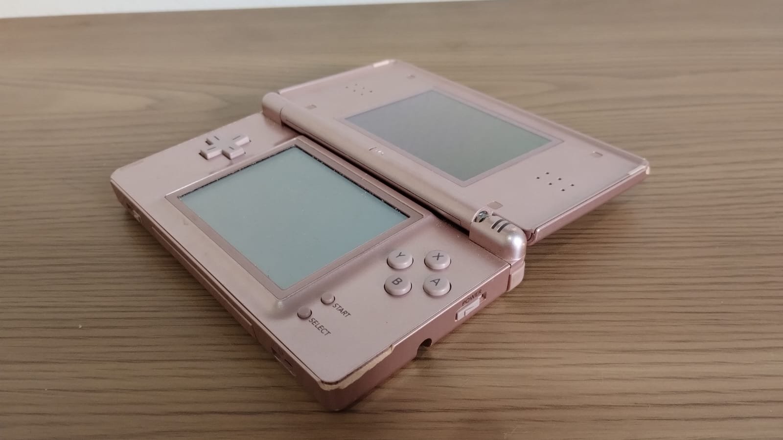 FH/ Josesilviof / NINTENDO DS LITE 89,00 SEGUIDOS DE 10,00