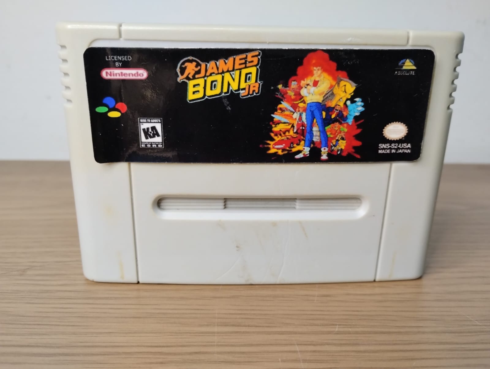 FH/ Erick Torres / JAMES BOND JR 26,00 SEGUIDOS DE 3,00