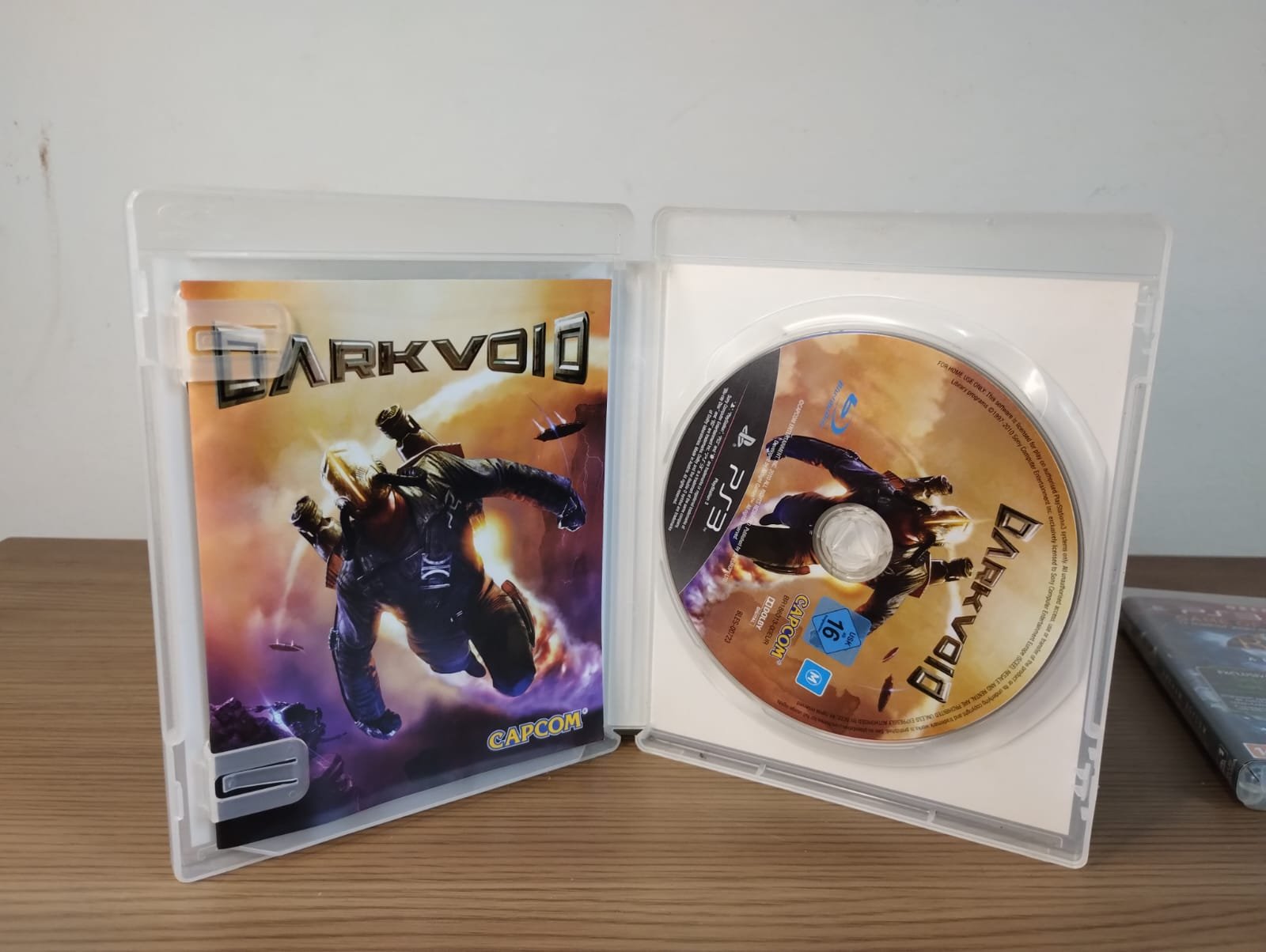 FH/ ORIGINAL DARKVOID 23,00 SEGUIDOS DE 3,00