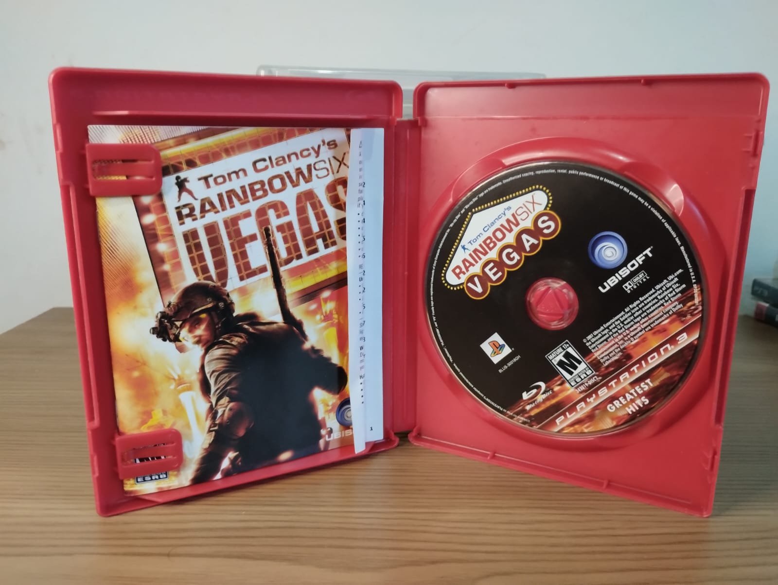 FH/ ORIGINAL RAINBOW SIX VEGAS 23,00 SEGUIDOS DE 3,00