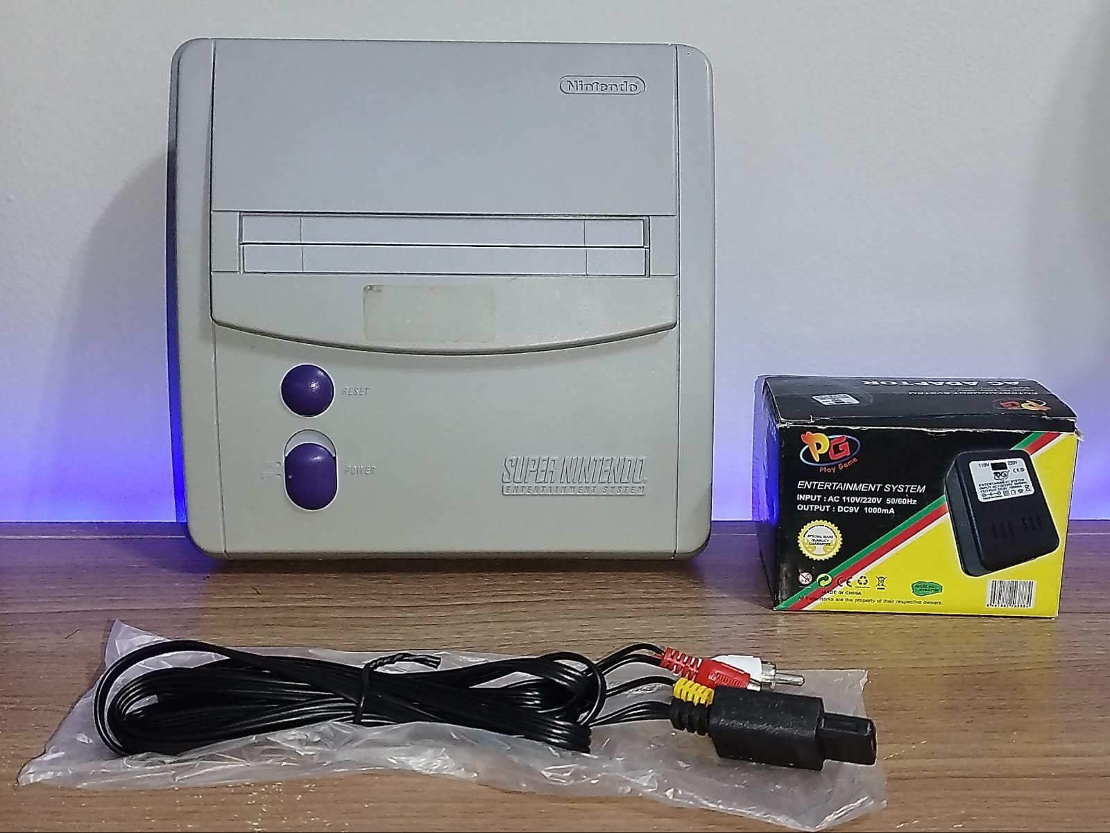 FB/ Gisele /CONSOLE SNES BABY AV/RF 89,00 SEGUIDOS DE 9,00