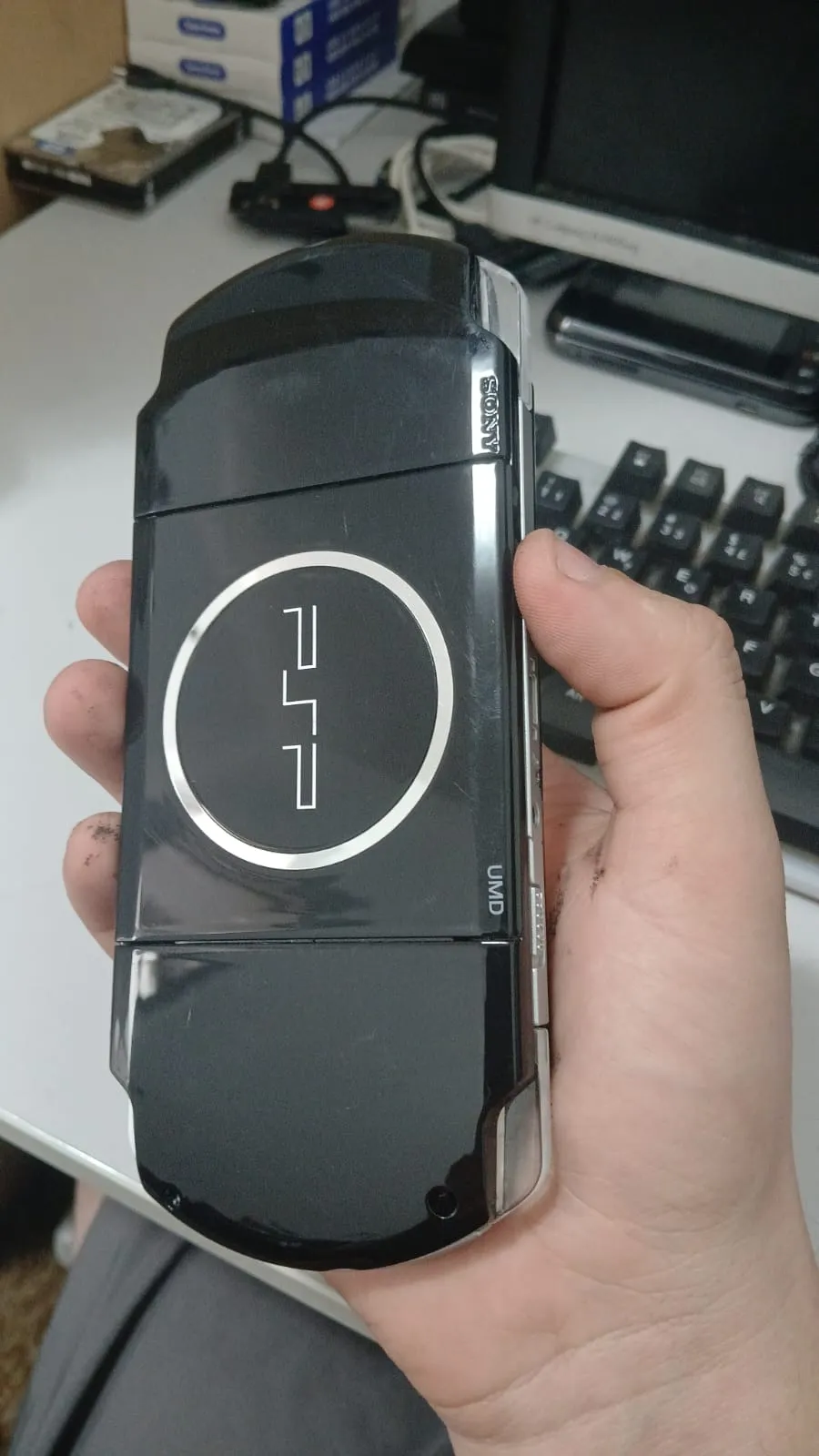 CL/ SONY PSP  LINDO 300,00 SEGUIDOS 28,00