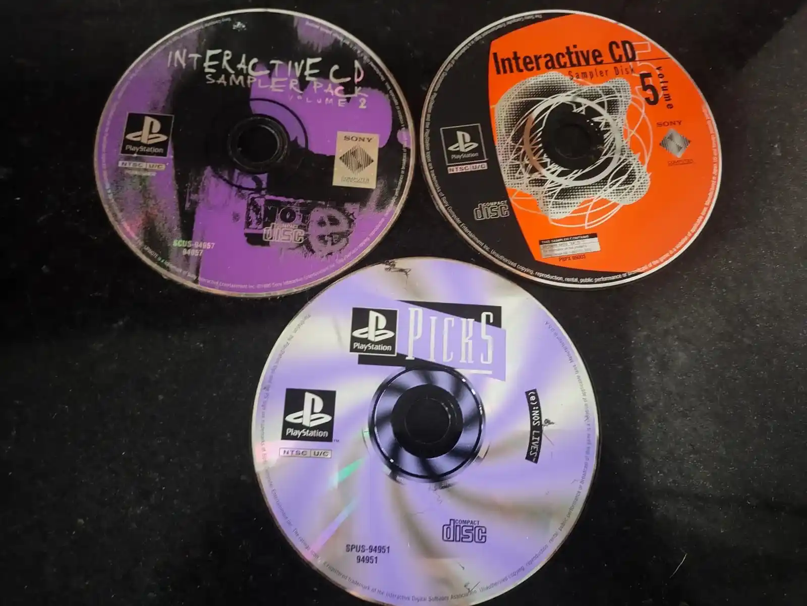 WA/ 3 ORIGINAIS PARA PS1!   77,00 SEGUIDOS DE 9,00