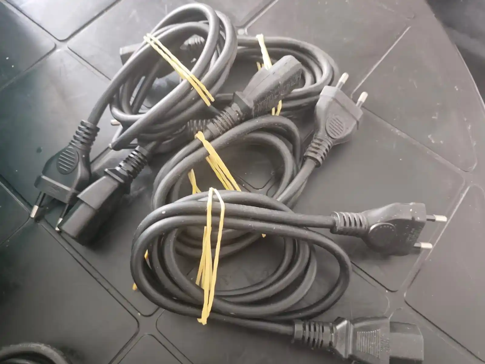 WA/ guegue /LOTE 110 CABOS😱55,00 SEGUIDOS DE 7,00♨️