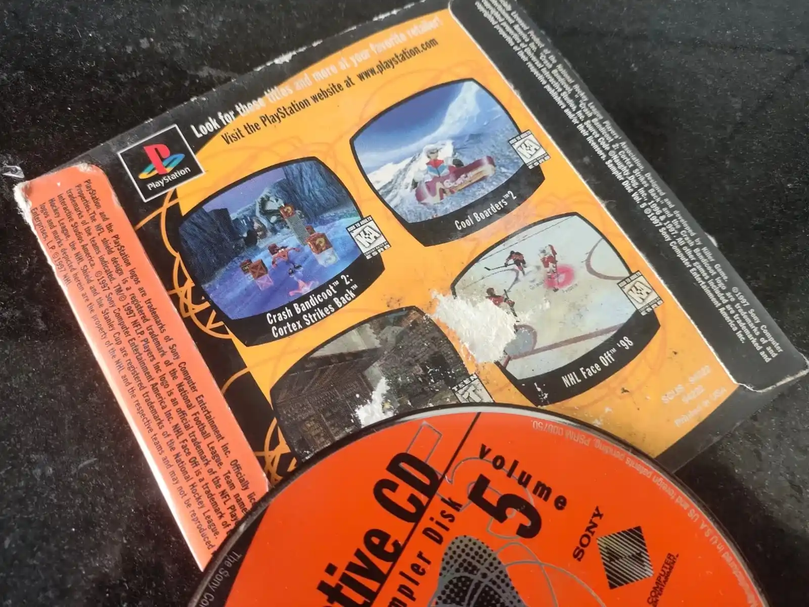 WA/ ORIGINAL N5 PLAYSTATION 1!   55,00 SEGUIDOS DE 7,00