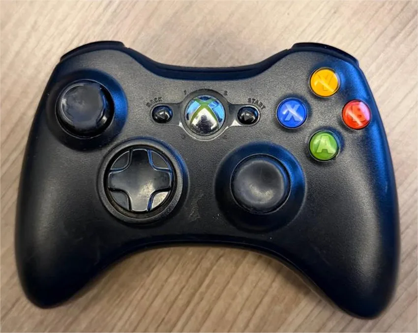 R9/ ORIGINAL CONTROLE XBOX 360 – 49,00 SEGUIDOS DE 7,00