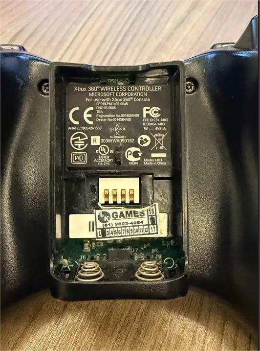 R9/ ORIGINAL CONTROLE XBOX 360 – 49,00 SEGUIDOS DE 7,00