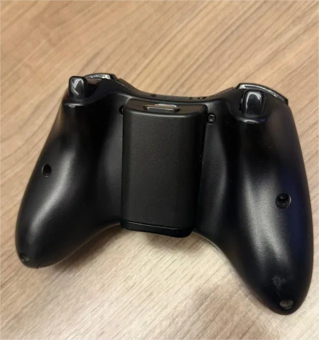 R9/ S***pf /ORIGINA CONTROLE XBOX 360 😍😍 49,00 SEGUIDOS DE 7,00🚨🚨