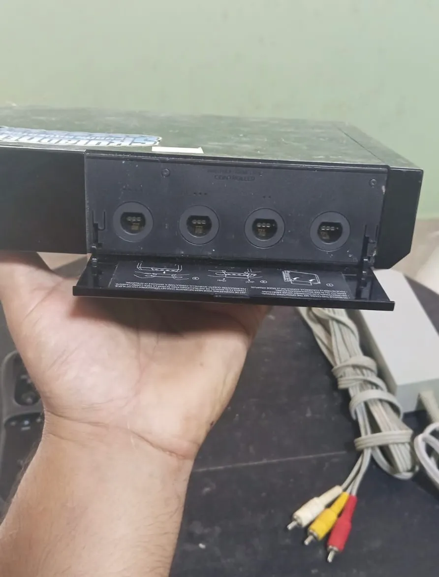 TA/ Lucas F /NINTENDO WII BLACK! 99,00 SEGUIDOS DE 25,00