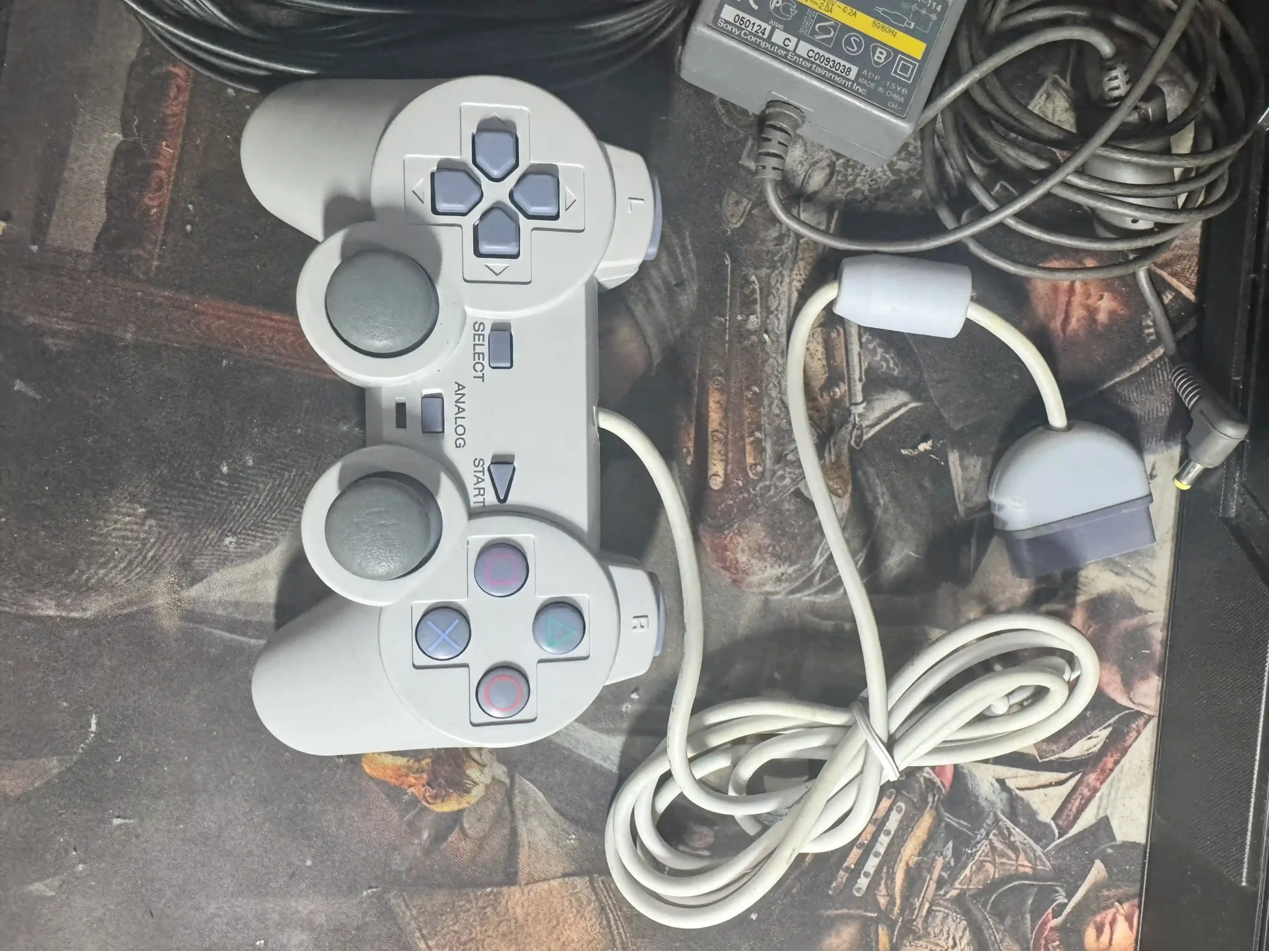 RL/ GUEGUE/ LINDO PS1 BABY 49,00 SEGUIDOS DE 15,00