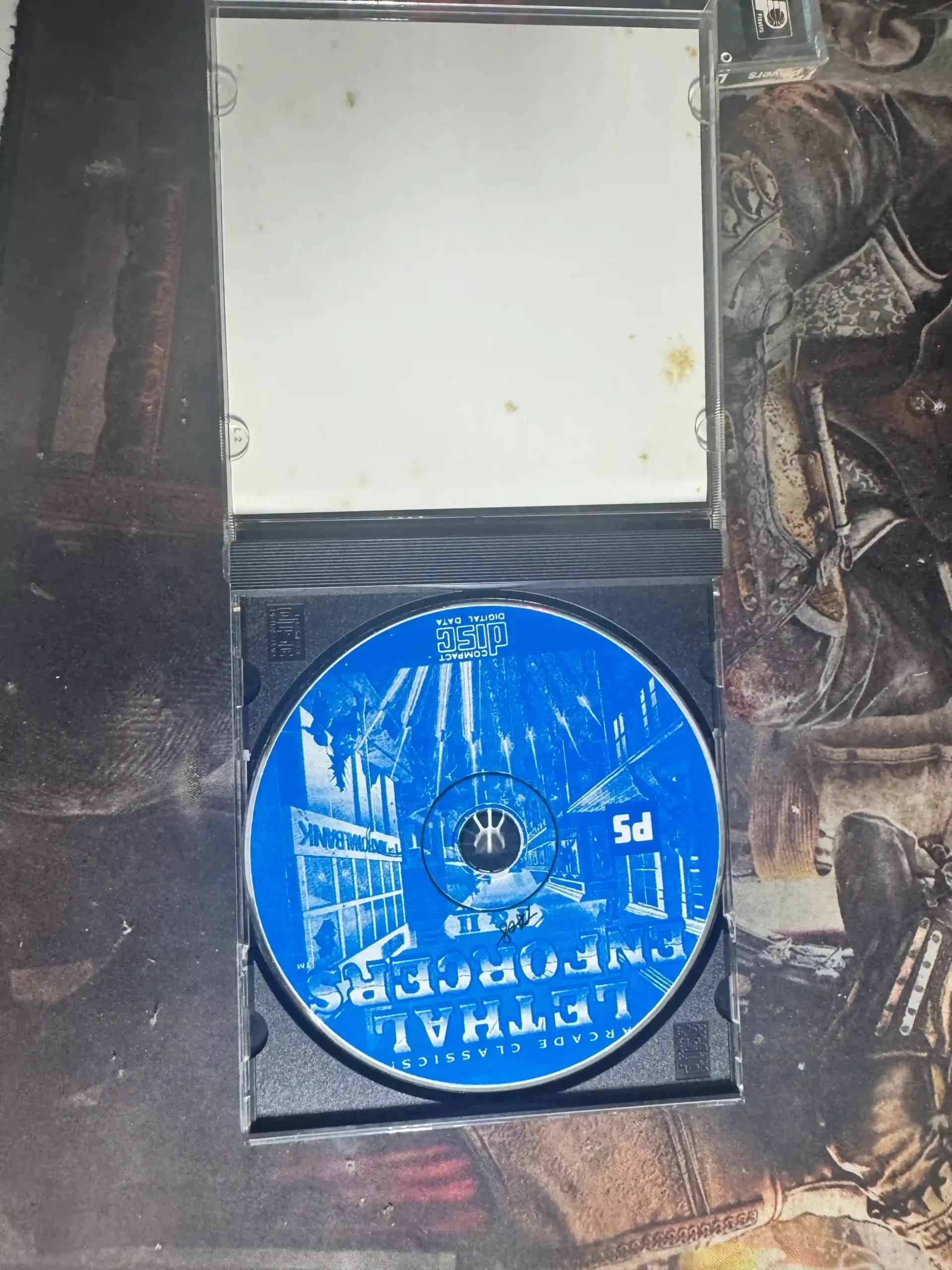 RL/ SAI DA FRENTE/ JOGO PS1 LETAL ENFORCERS 21,00 SEGUIDOS DE 11,00