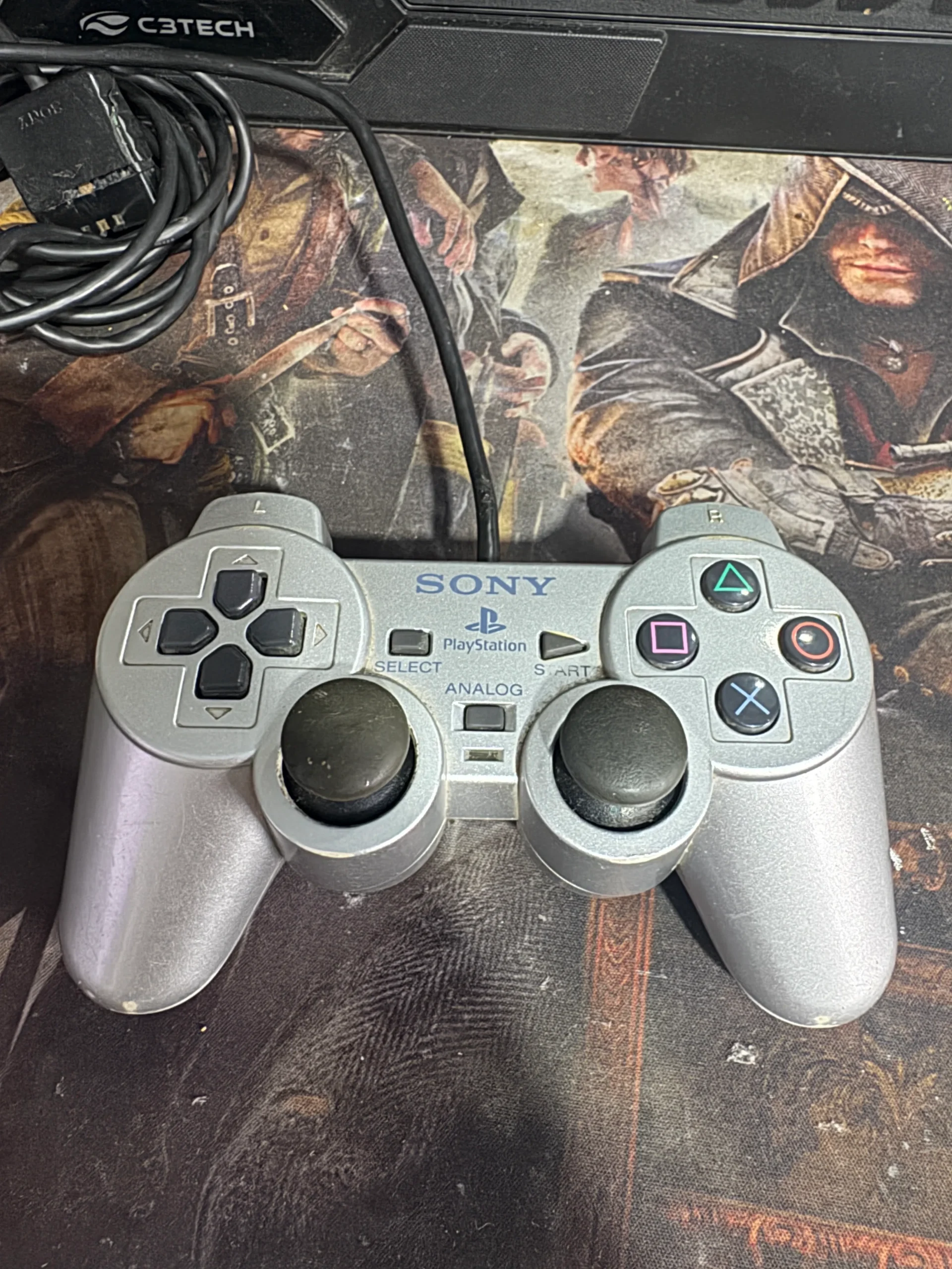 RL/ 17thiagoov/ LINDO CONTROLE PRATA PARA PS2 ORIGINAL 31,00 SEGUIDOS DE 15,00