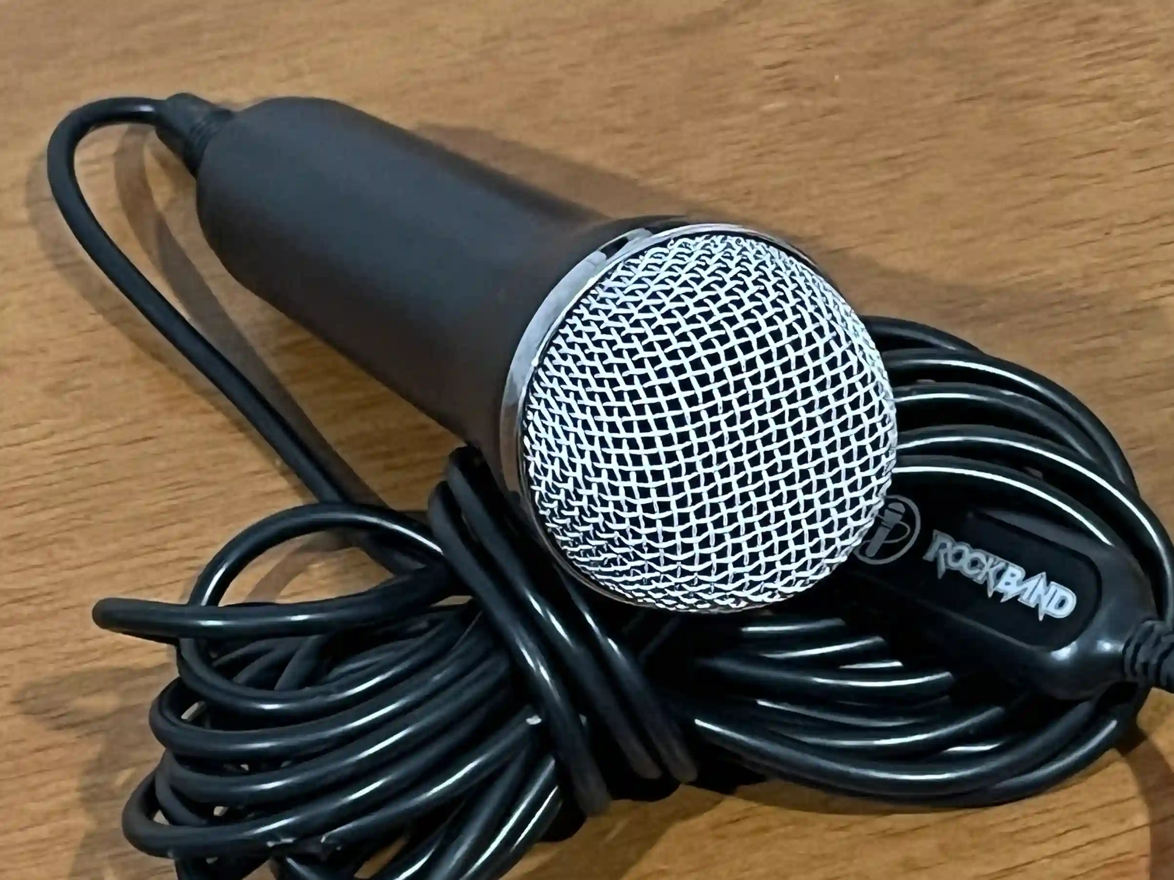 7B/ ORIGINAL MIC. ROCKBAND PS3!  57,00 SEGUIDOS DE 9,00