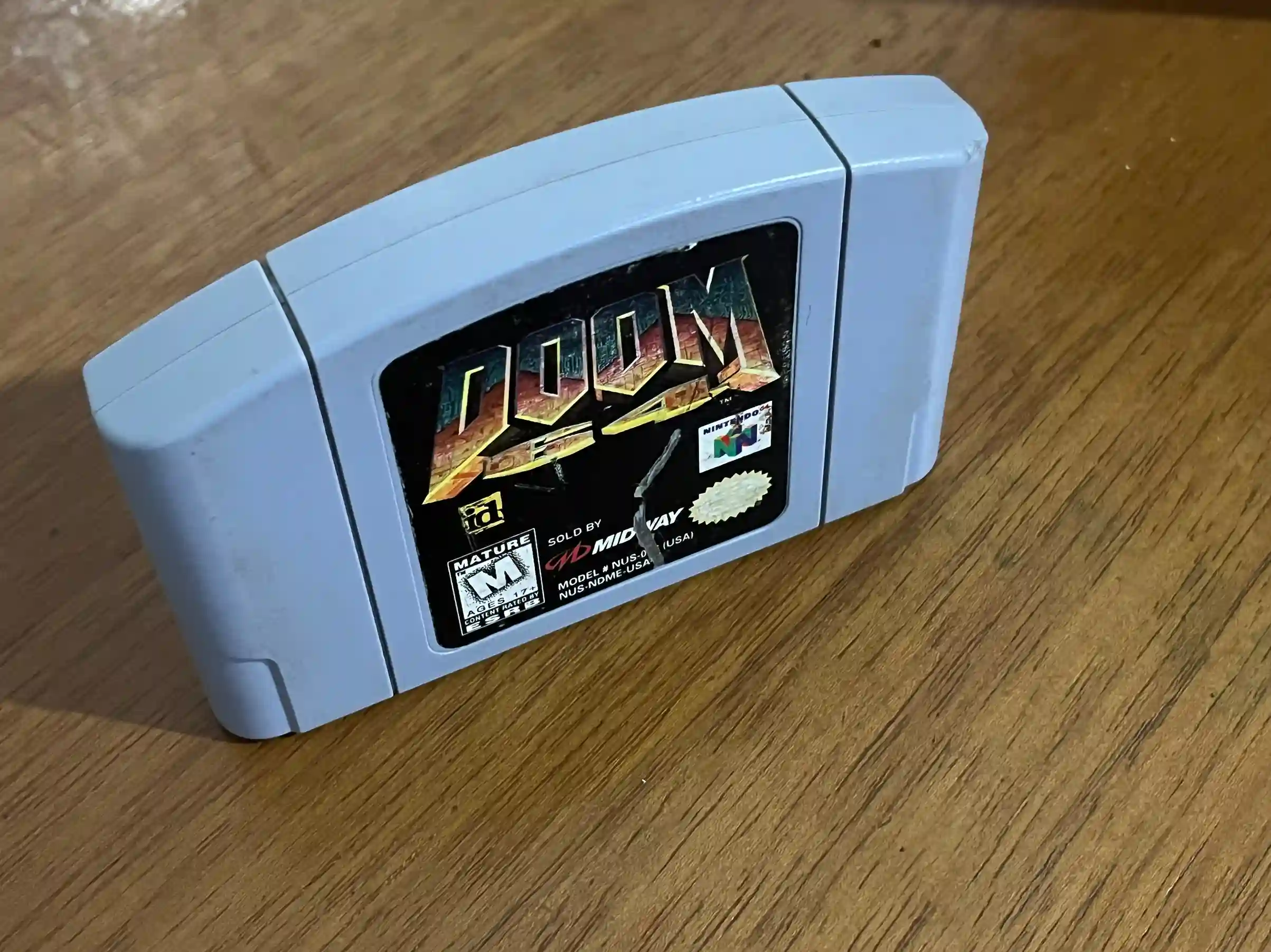 CX/ 17thiagoov /100%ORIGINAL DOOM N64! 79,00 SEGUIDOS DE 25,00