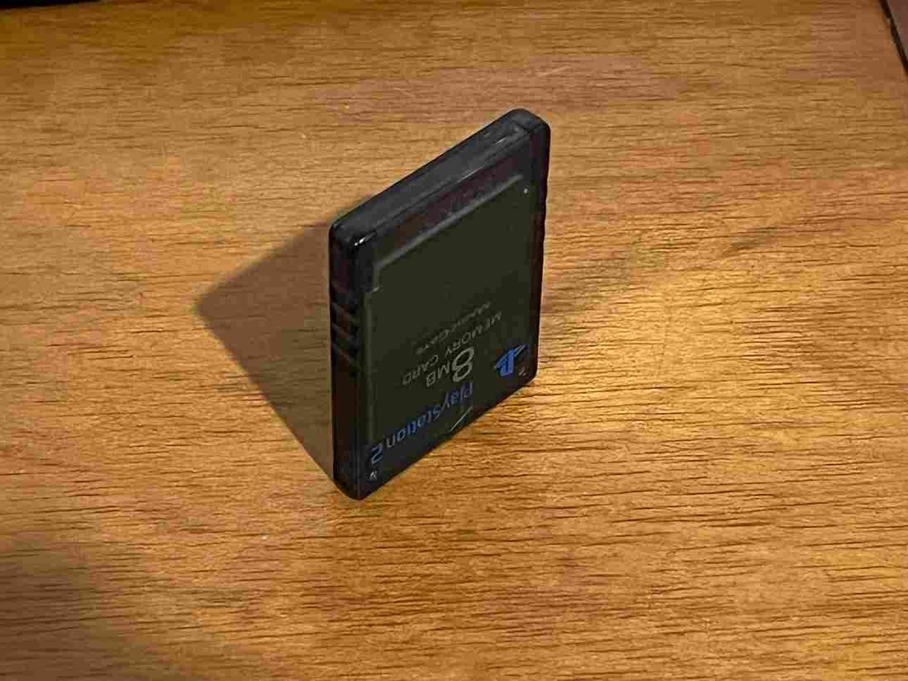 CX/ 17thiagoov /ORIGINAL MEMORI PS2 TRANSLÚCIDO  10,00 SEGUIDOS DE 10,00