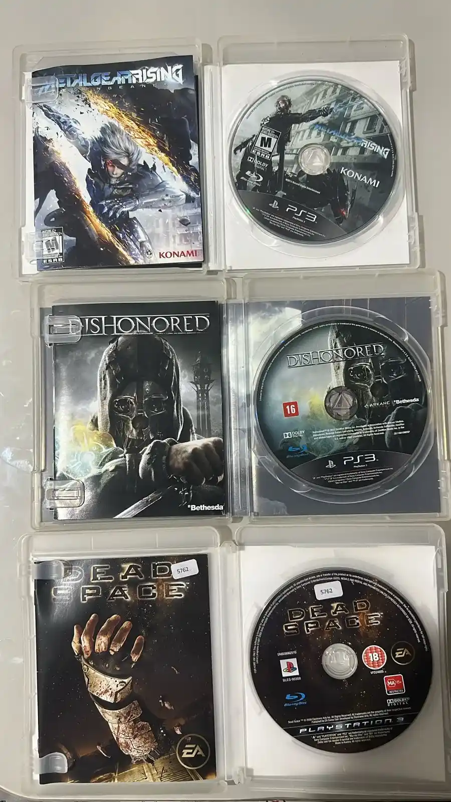 NR/ N***ng /3 JOGOS PS3 SONY 39,00 SEGUIDOS DE 9,00