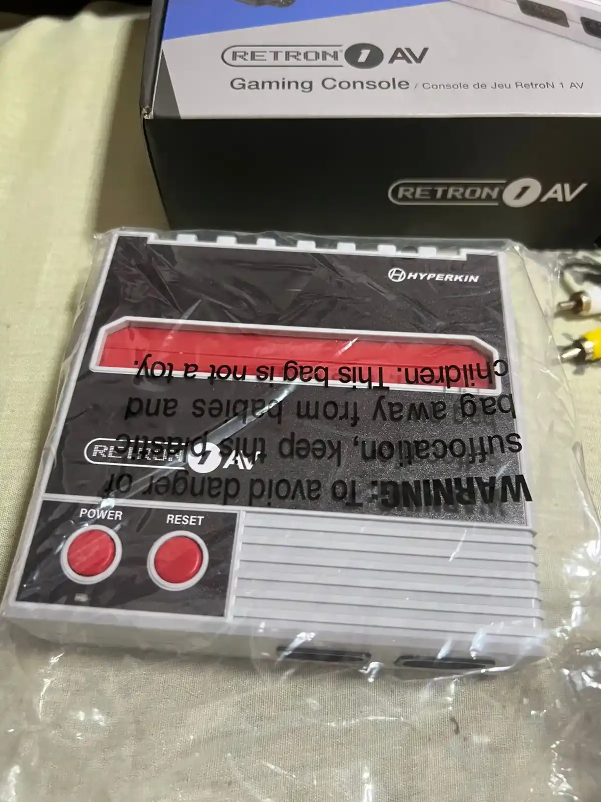 CB/ Edmais / RETRON 1 AV (NINTENDINHO) 138,00 SEGUIDOS DE 11,00