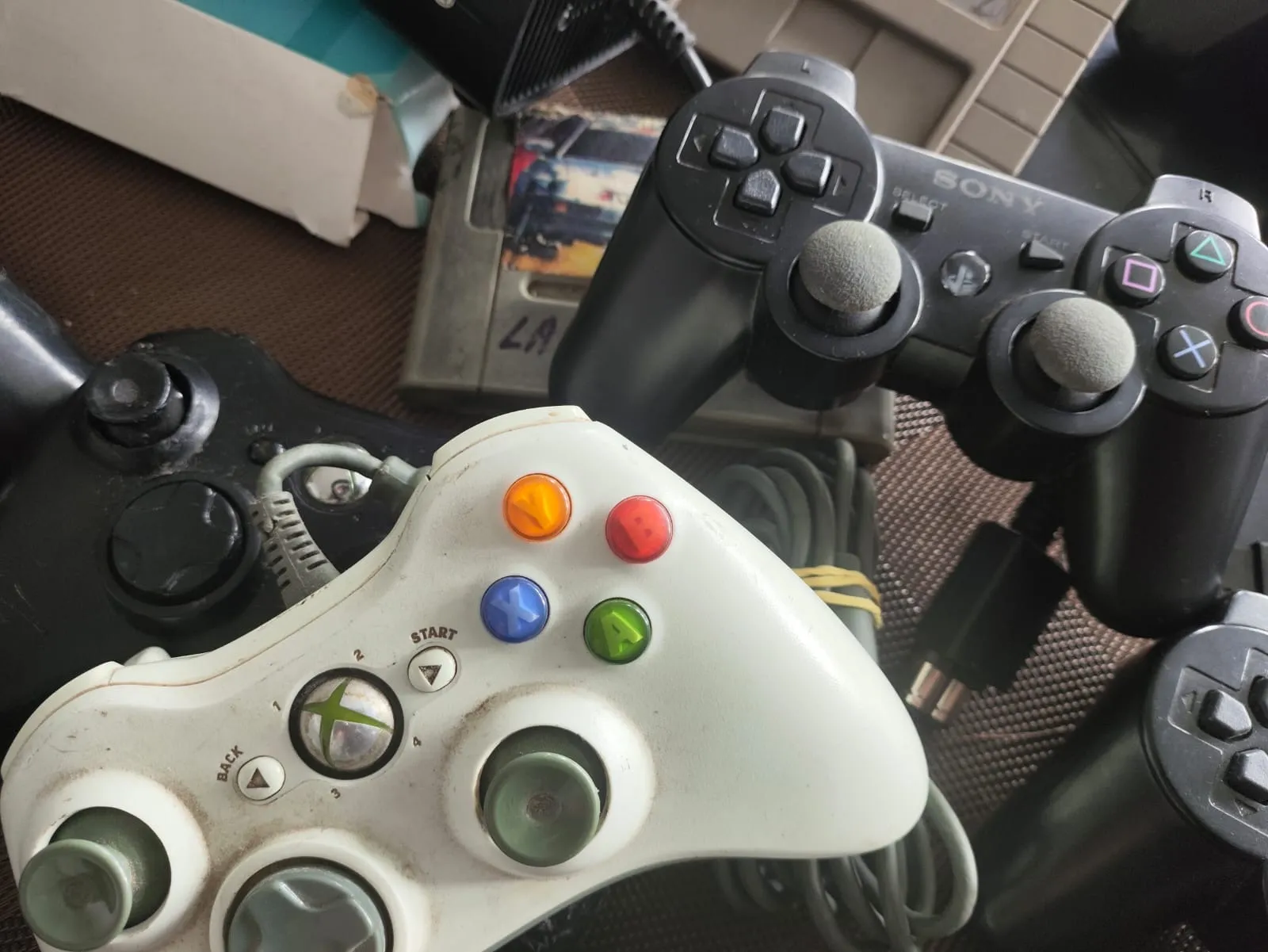 WA/ SAR /SUPER LOTE! ITENS GAMES! 99,00 SEGUIDOS DE 20,00