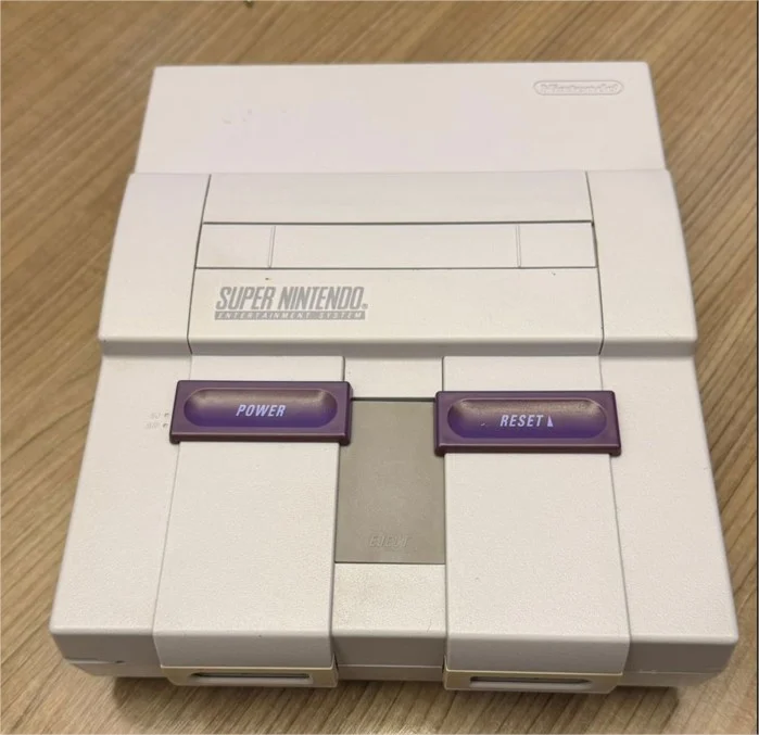 R9/ Daniel /SNES – CONSOLE SUPER NINTENDO! – 58,00 SEGUIDOS DE 7,00