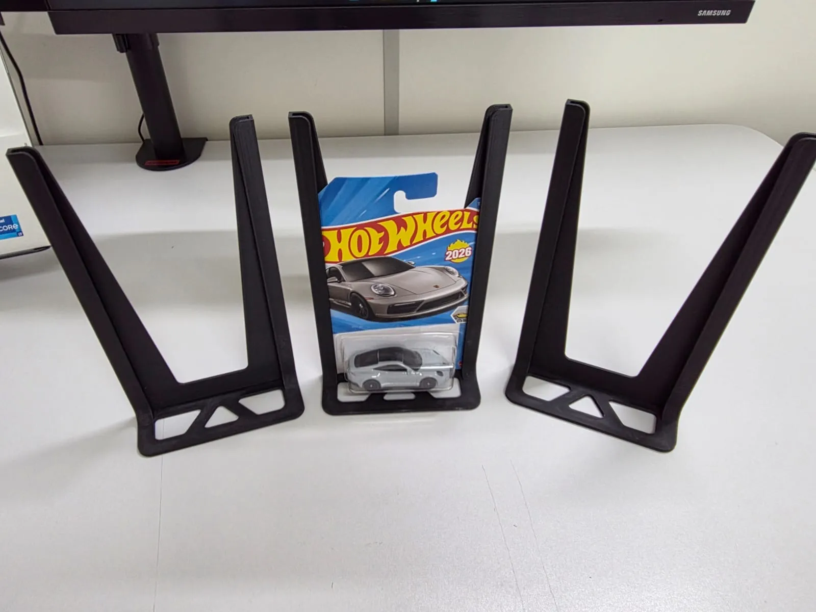 BG/ TOP! 3 SUPORTES PARA HOTHEELS! 48,00 SEGUIDOS DE 5,00