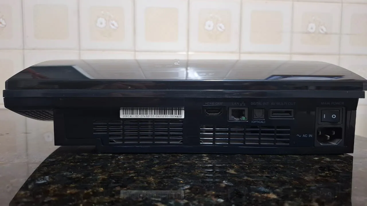 RA/ Kaziel98 /PLAYSTATION 3 FAT!  4 USBs. 77,00 seguidos de 12,00