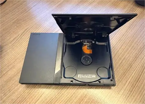 R9/ kevogames /PS2 PARA REPARO OU RETIRADA DE PEÇAS – 79,00 SEGUIDOS DE 7,00