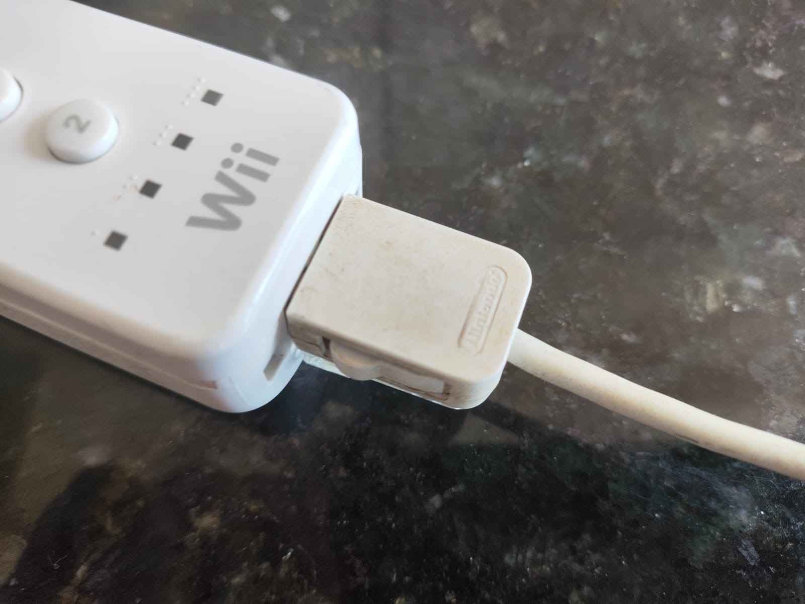 WA/ Kaue K /ORIGINAIS CONTRO. NINTENDO WII. 57,00 SEGUIDOS DE 10,00