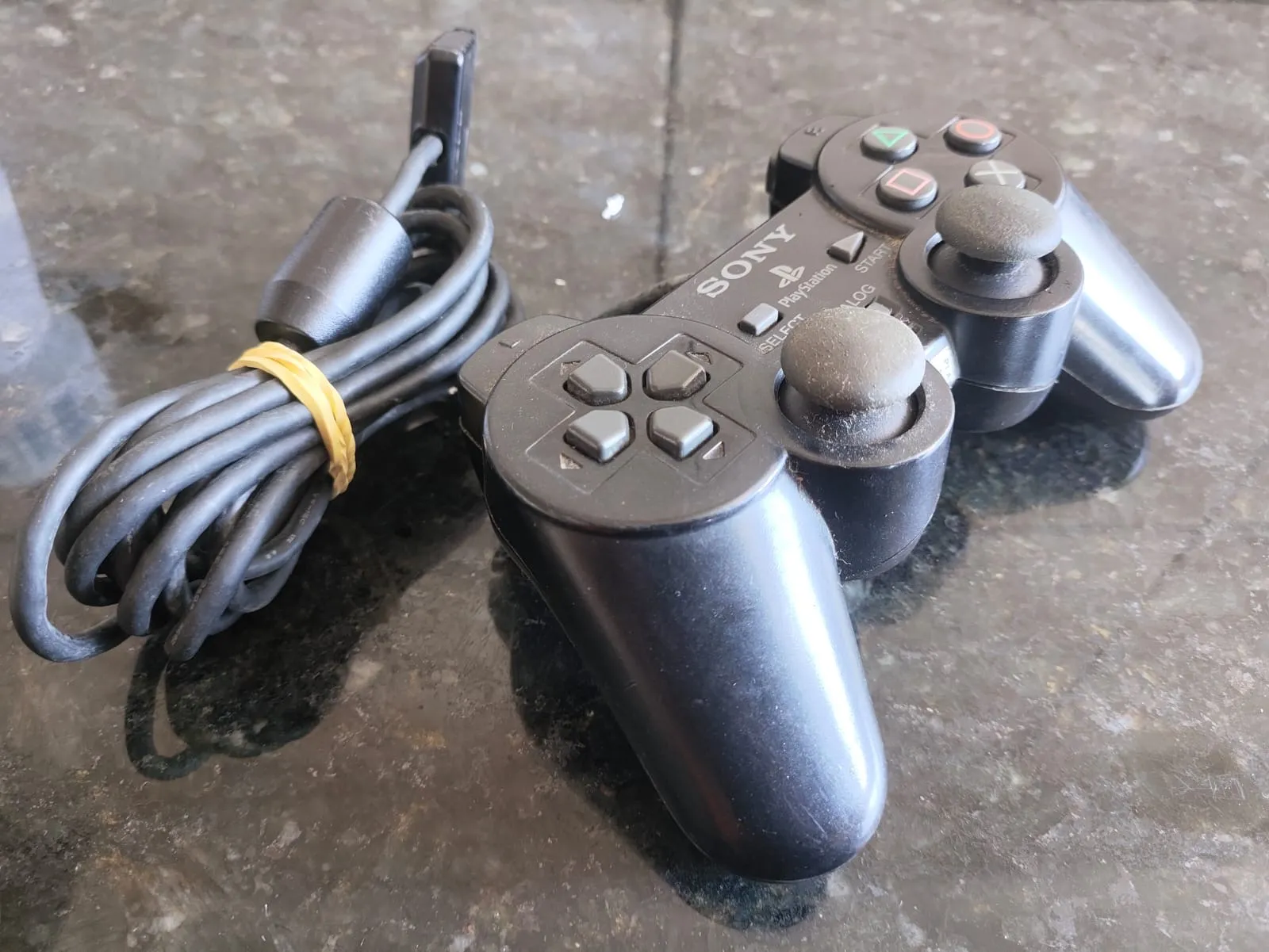 WA/ Eduardo Soares Pereira /CONTROLE ORIGINAL PS2! SONY! 48,00 SEGUIDOS DE 14,00