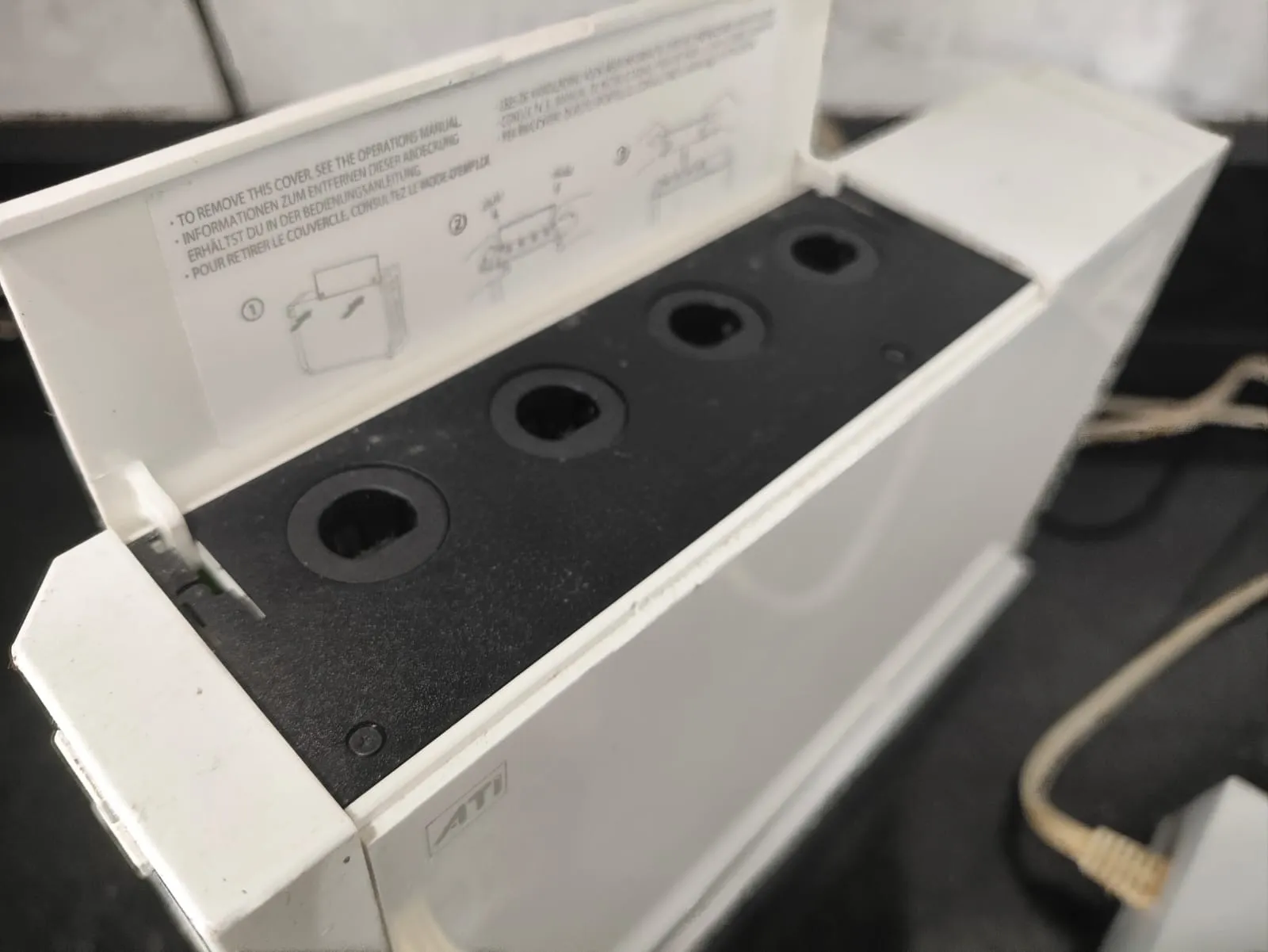 WA/ Isawue /LINDO CONSOLE NINTENDO WII.   77,00 SEGUIDOS DE 12,00