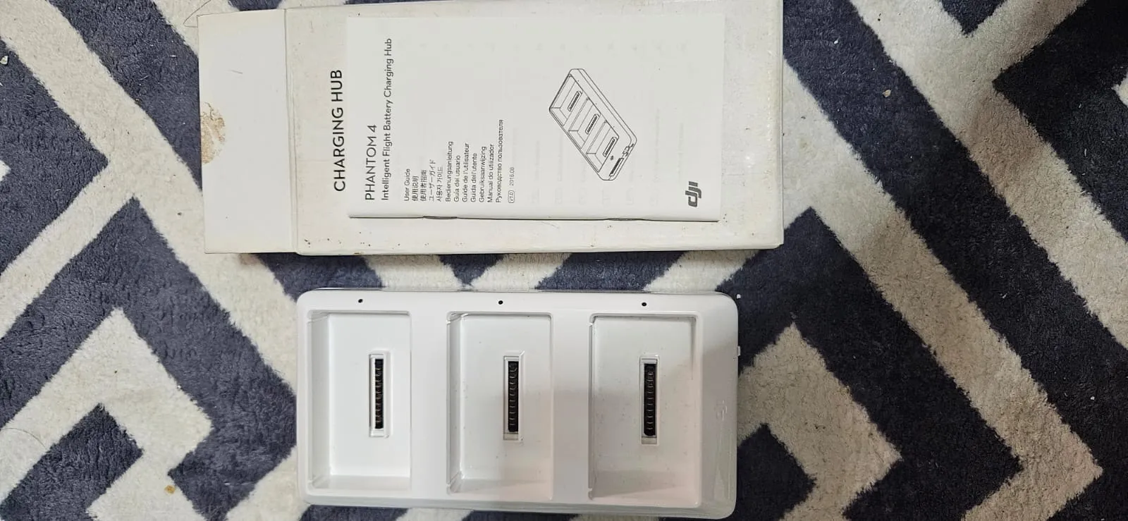 LF/ CARREGADOR DJI PHANTON. 67,00 SEGUIDOS DE 9,00