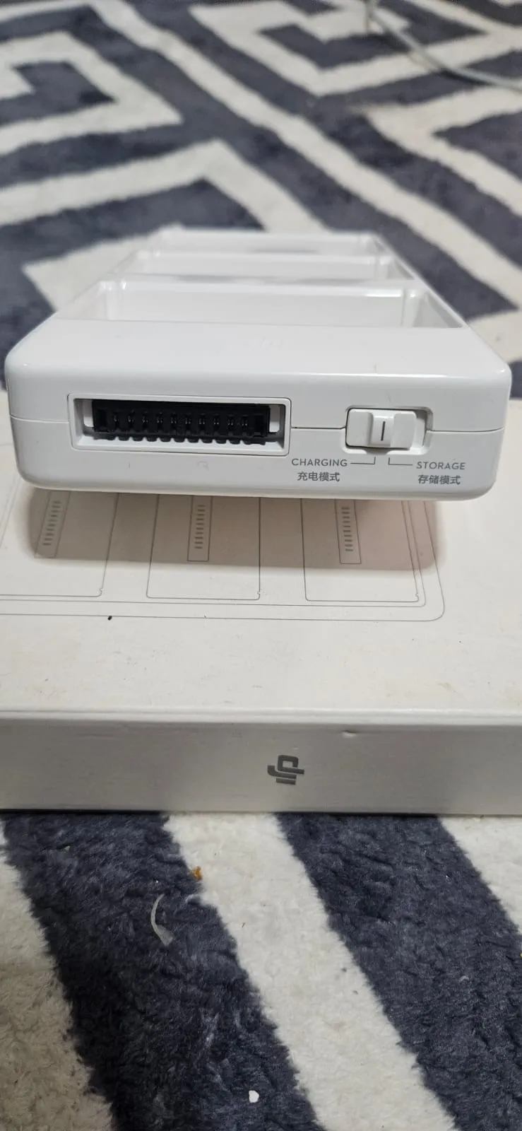 LF/ CARREGADOR DJI PHANTON. 67,00 SEGUIDOS DE 9,00