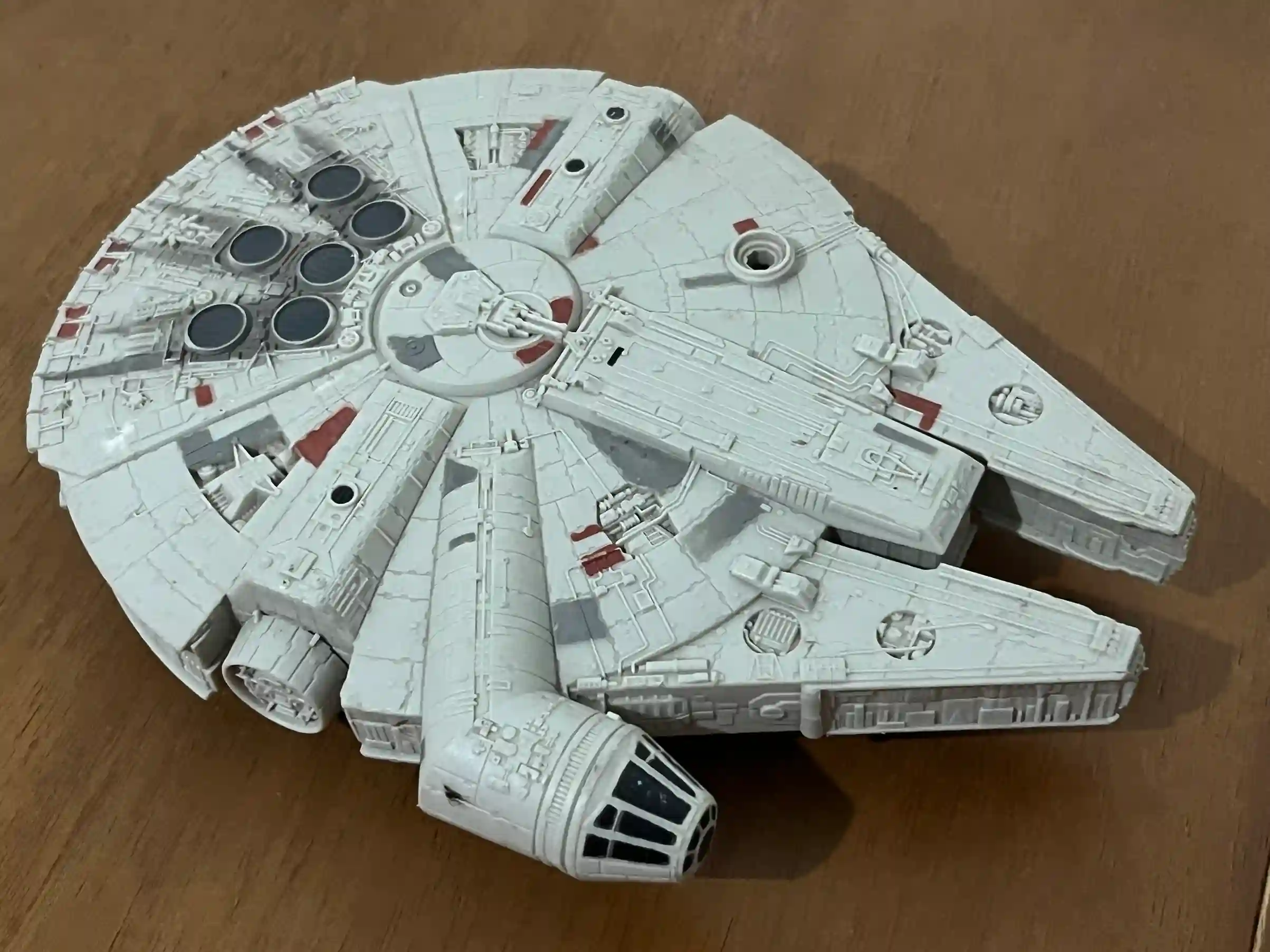 CX/ Alexandre Peres /MILLENNIUM FALCON! 41,00 SEGUIDOS DE 9,00