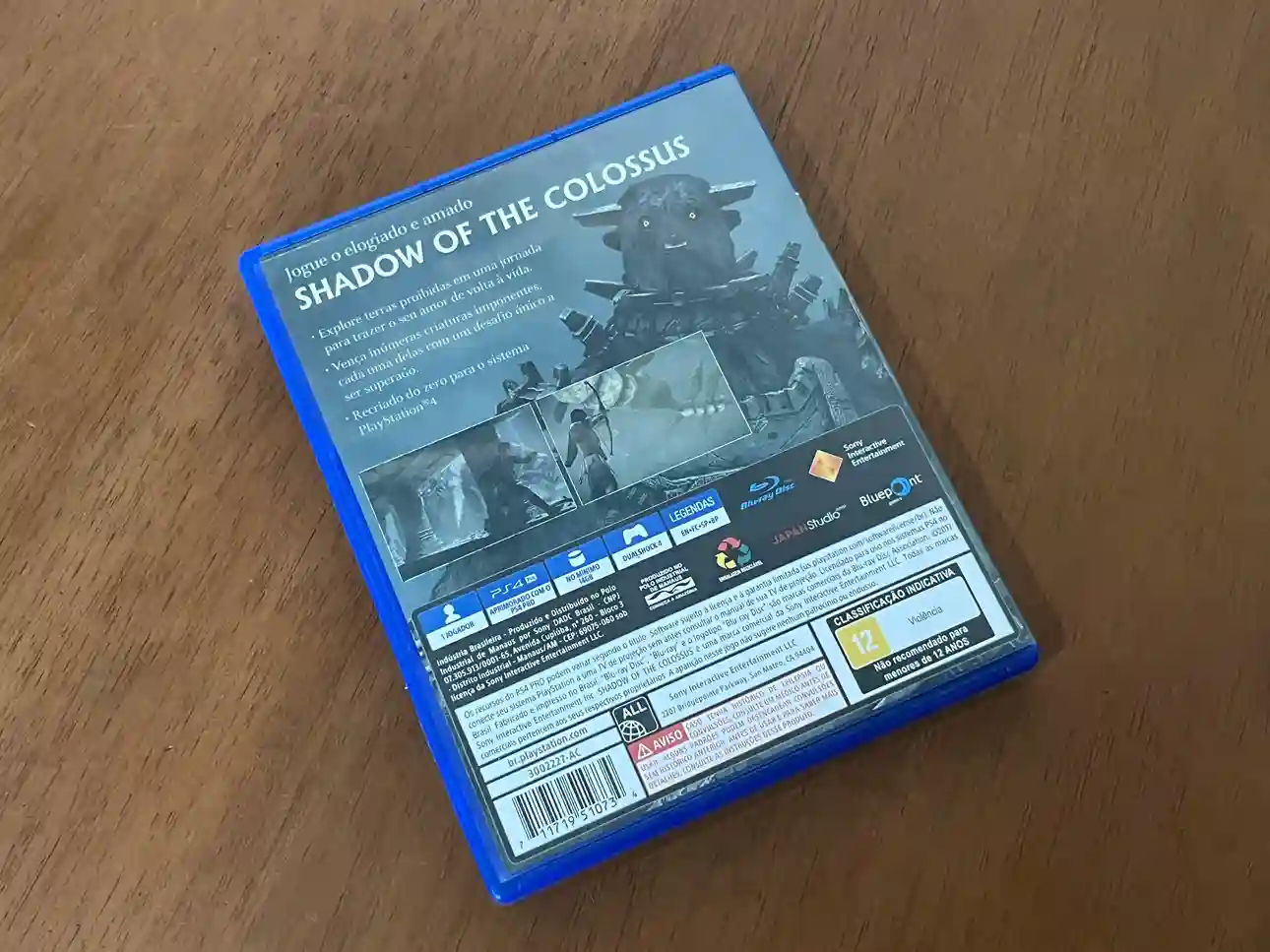 CX/ Alexandre Peres /SHADOM OF THE CLOSSUS. 38,00 SEGUIDOS DE 8,00